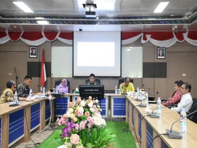 Bupati Kampar Pimpin Langsung Rapat Kerja Dengan PD Kampar Aneka Karya