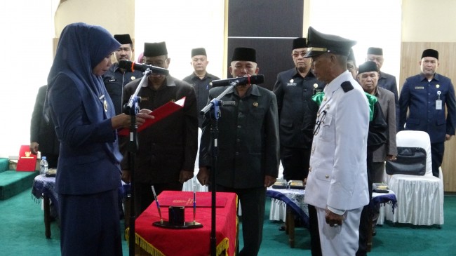 Wakil Bupati Inhil Yuliantini Lantik 45 Pejabat Administrator dan Pengawas