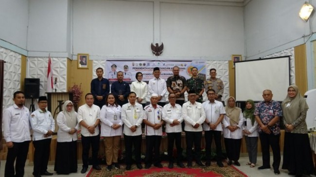 Ketua DPRD Inhil Iwan Taruna Hadiri Penandatanganan Kerja Sama Gerai Mal Pelayanan Publik